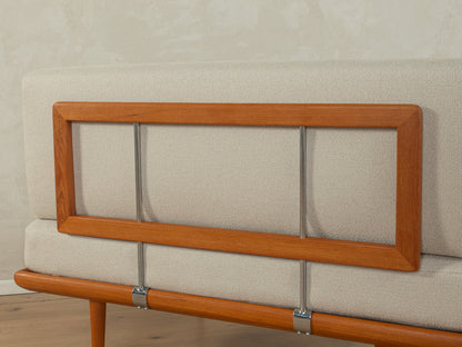 Minerva Sofa, Peter Hvidt & Orla Molgaard Nielsen