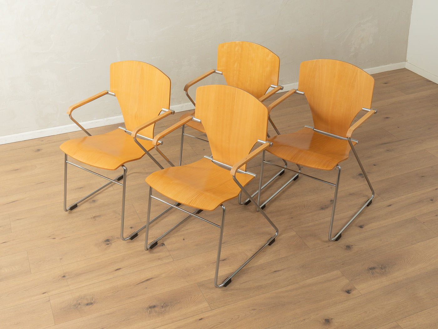 EGOA 300 swing chairs, Josep Mora, Stua
