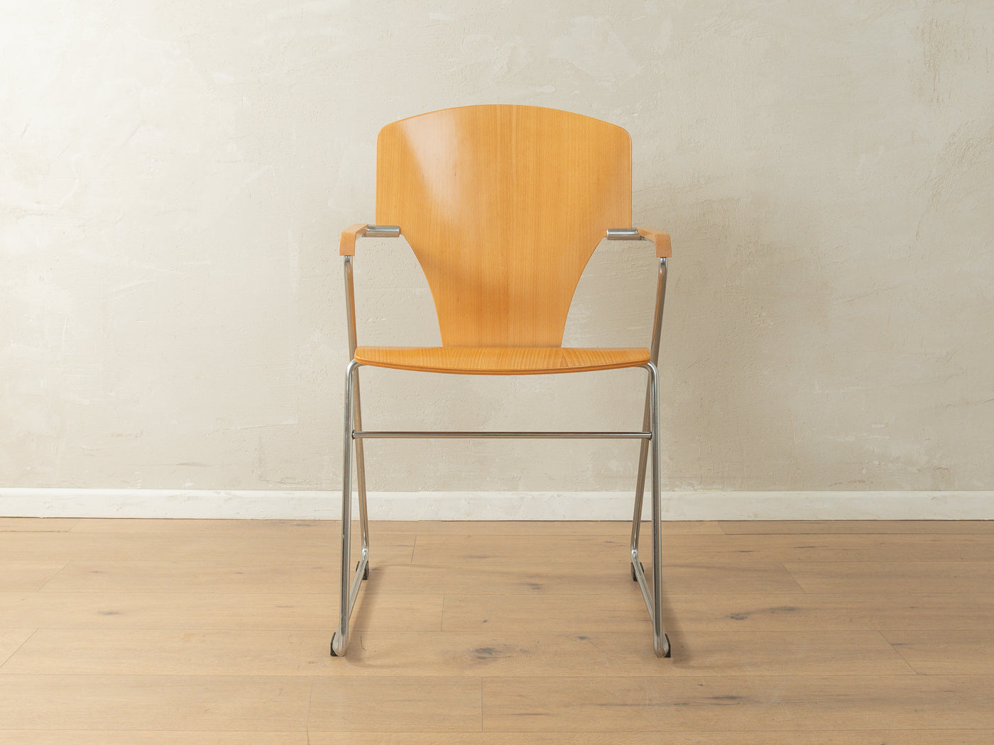 EGOA 300 swing chairs, Josep Mora, Stua
