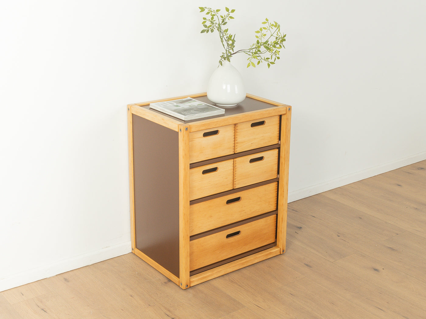 Flötotto chest of drawers