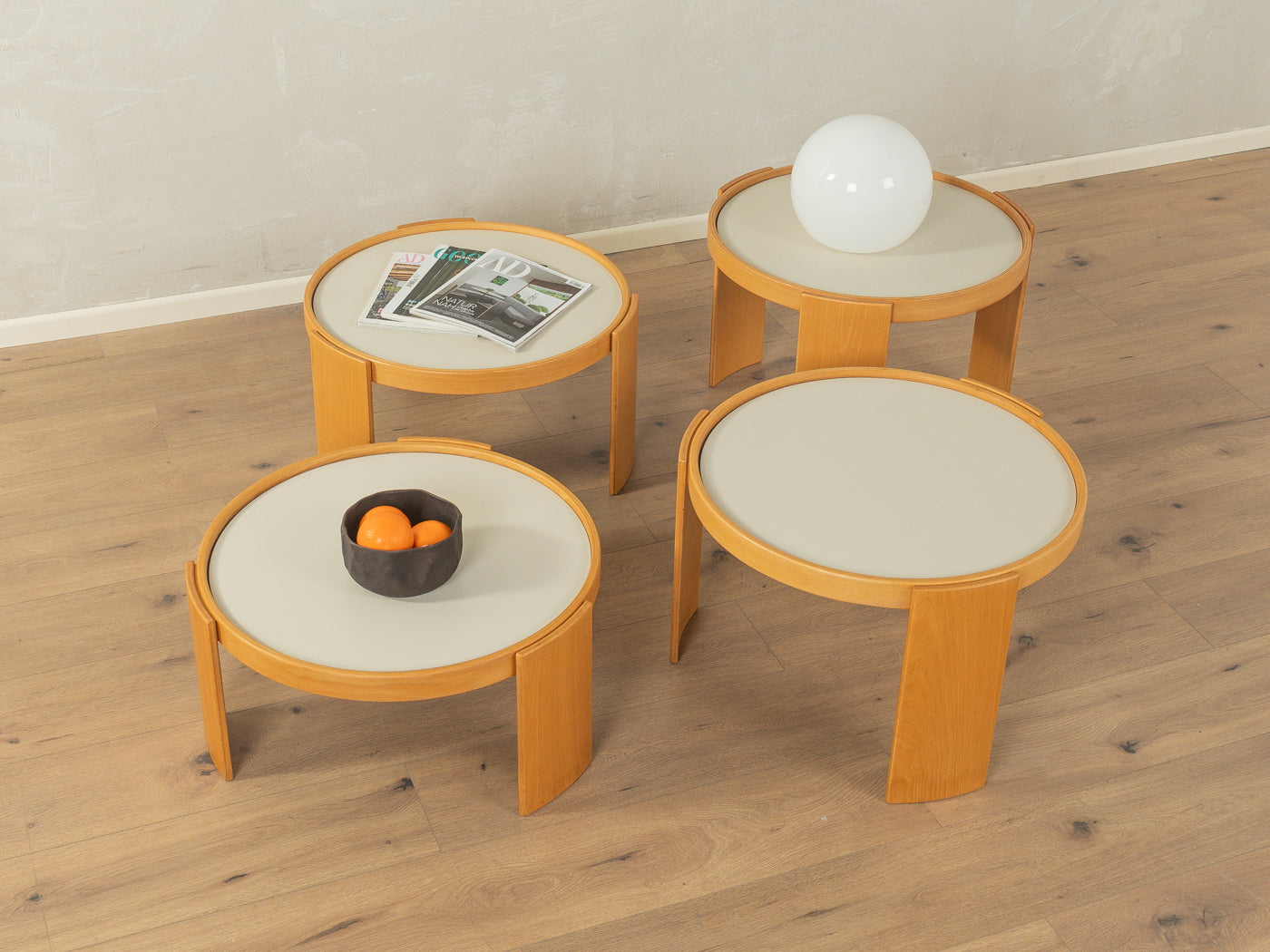 783 Satztische, Gianfranco Frattini, Cassina