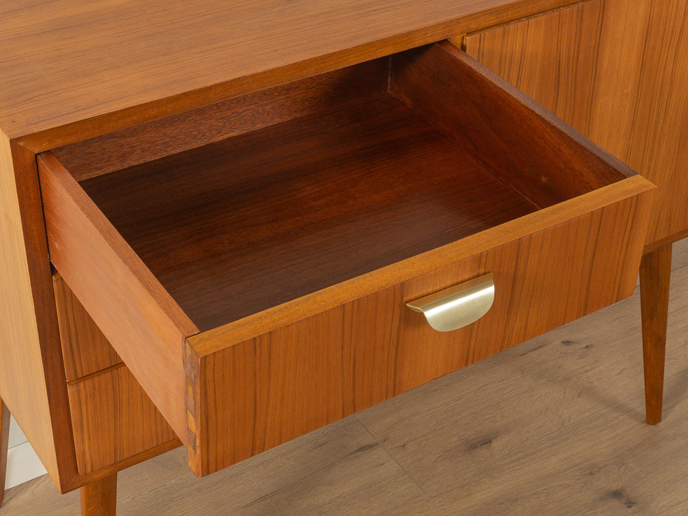 1950er Jahre Kommode, WK Möbel
