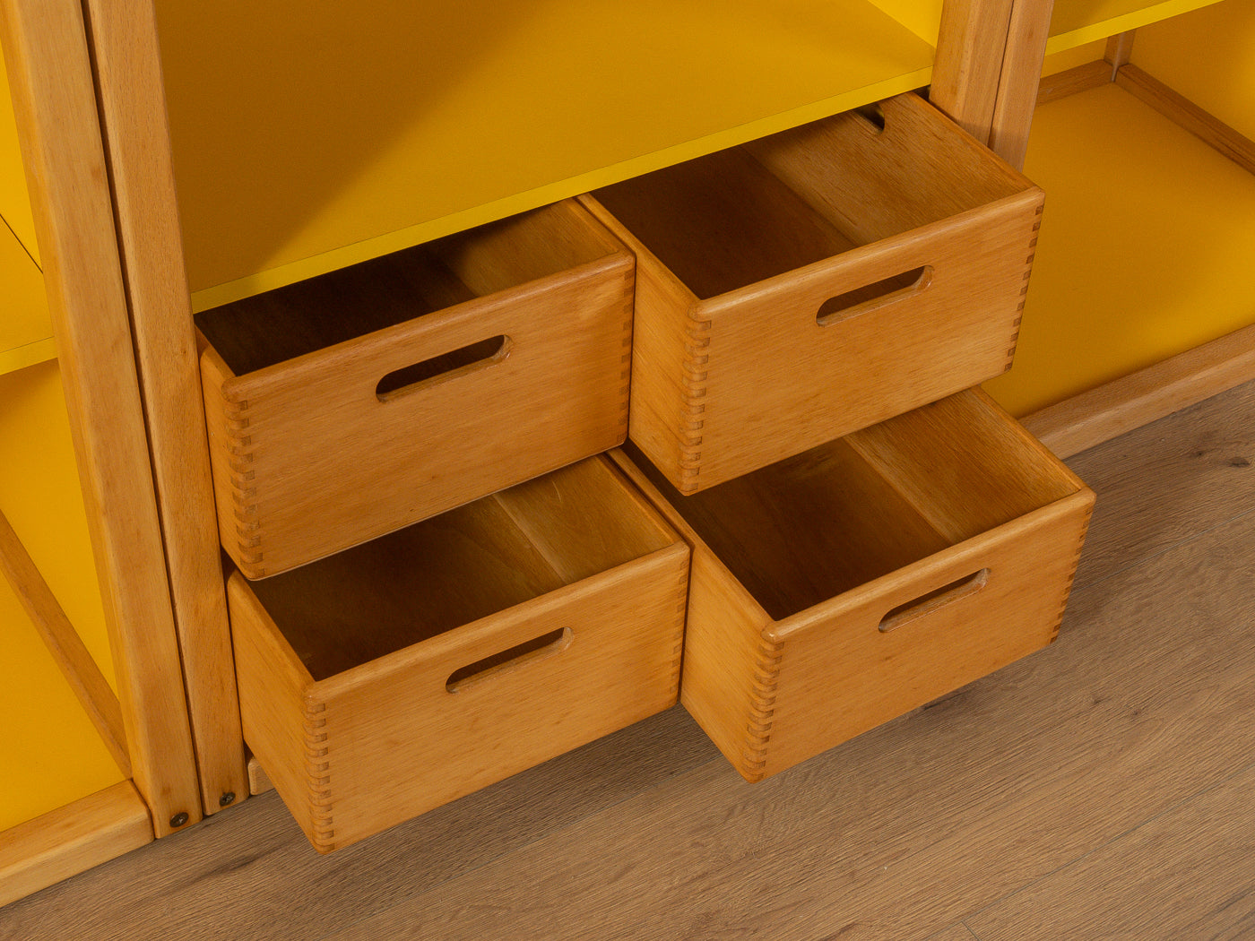 Flötotto chests of drawers