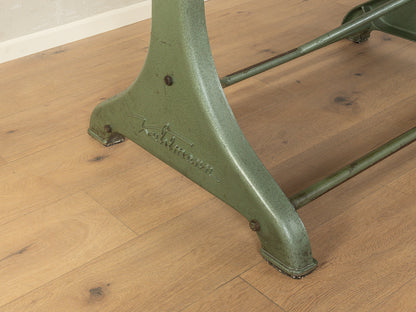 Einzigartiger Esstisch, Kuhlmann