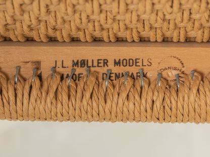 Model 75 Dining chairs, Niels O. Møller