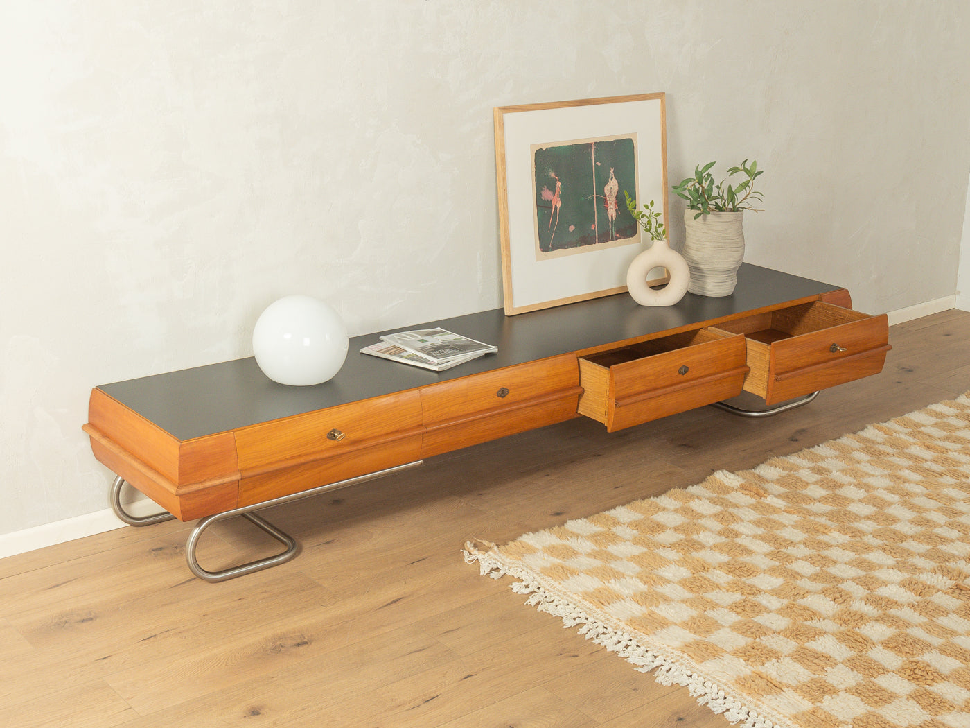 Einzigartiges Lowboard