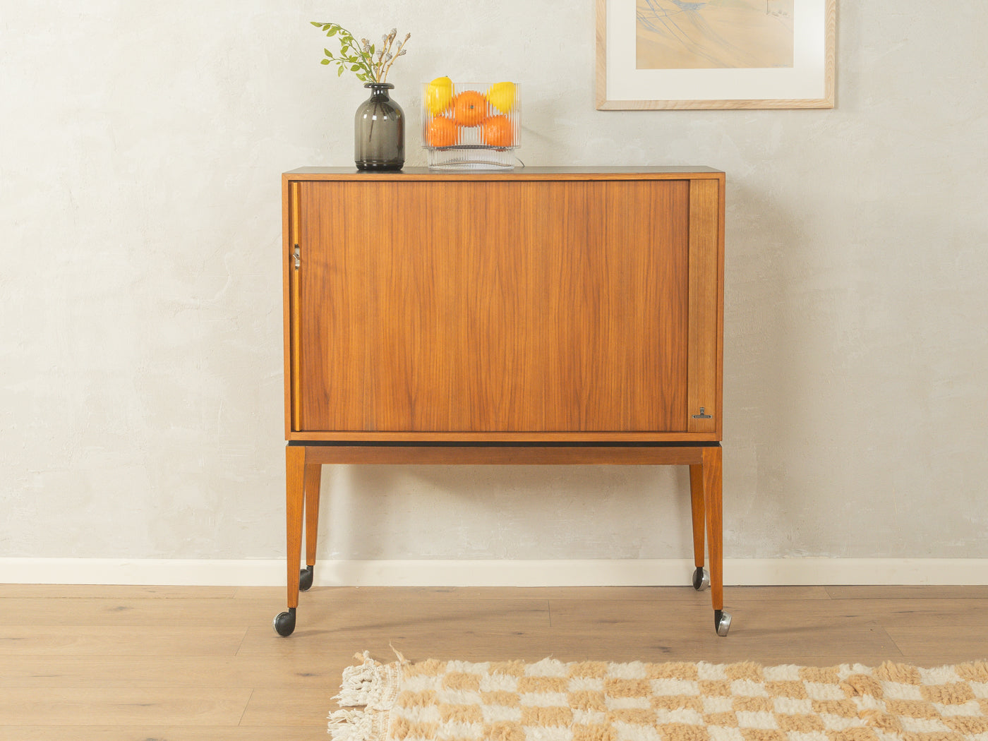 Exklusiver Barschrank