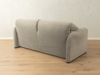 675 MARALUNGA Sofa, Vico Magistretti, Cassina