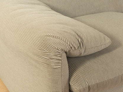 675 MARALUNGA Sofa, Vico Magistretti, Cassina