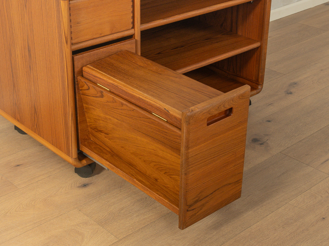 1960er Jahre HiFi-Rack, Dyrlund