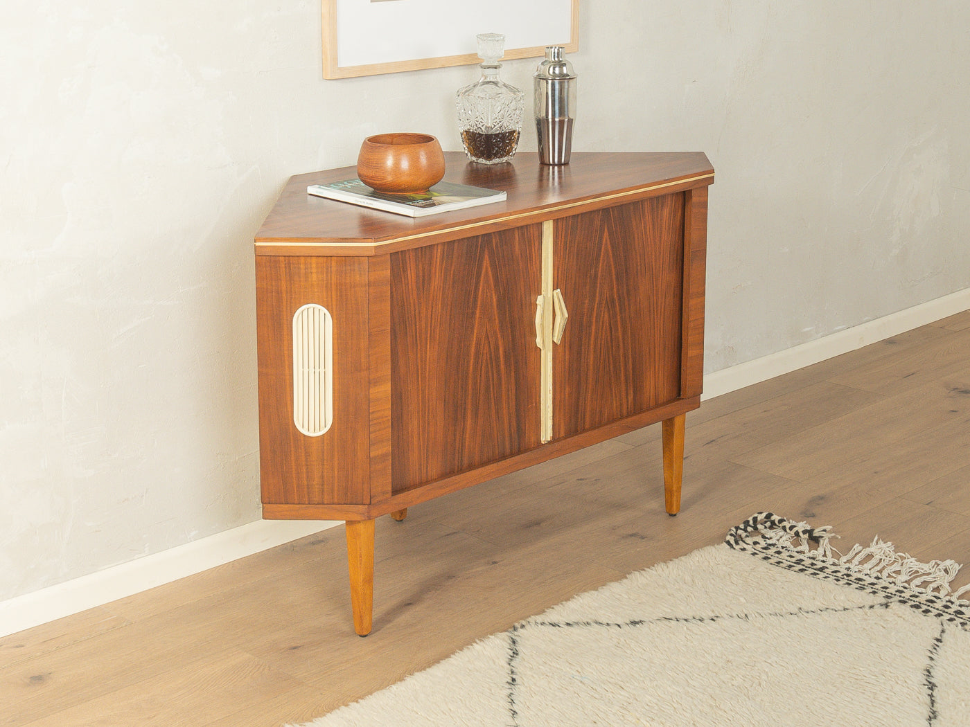 1950er Jahre Barschrank