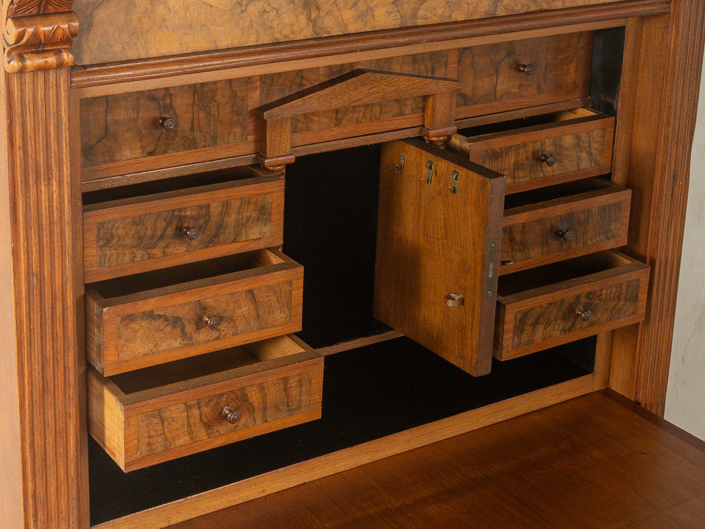 Gründerzeit Sekretär