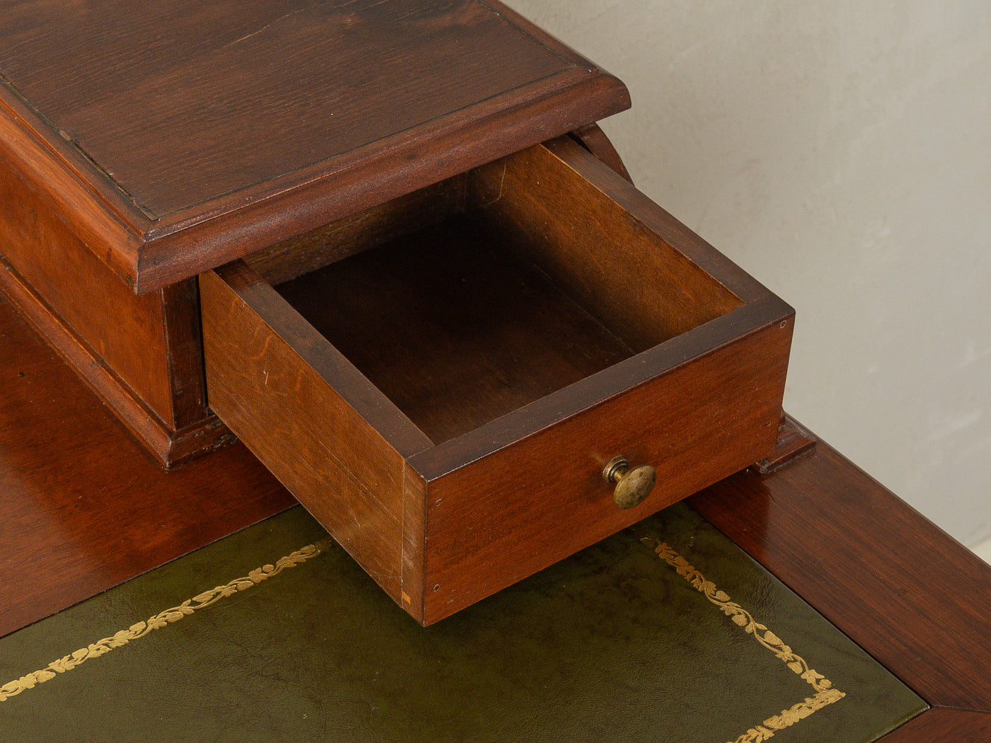 Wilhelminian era desk