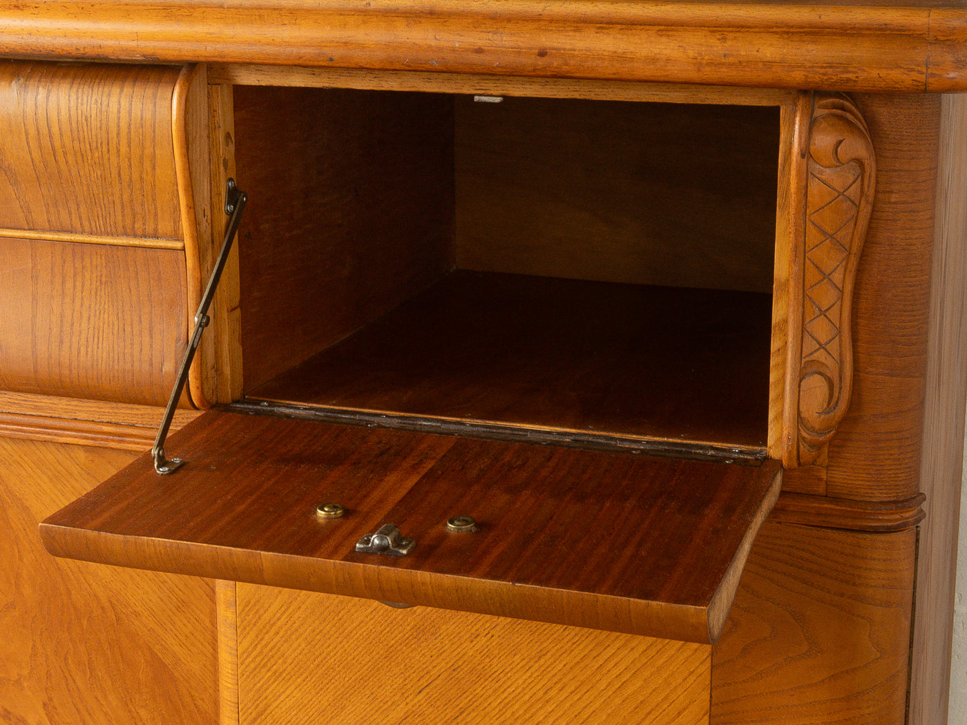 1920er Jahre Art déco Küchenschrank