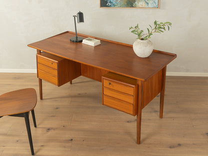1960s Desk, Peter Løvig Nielsen