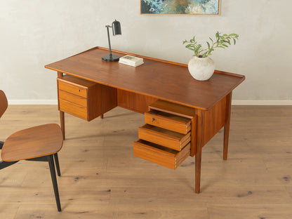 1960s Desk, Peter Løvig Nielsen