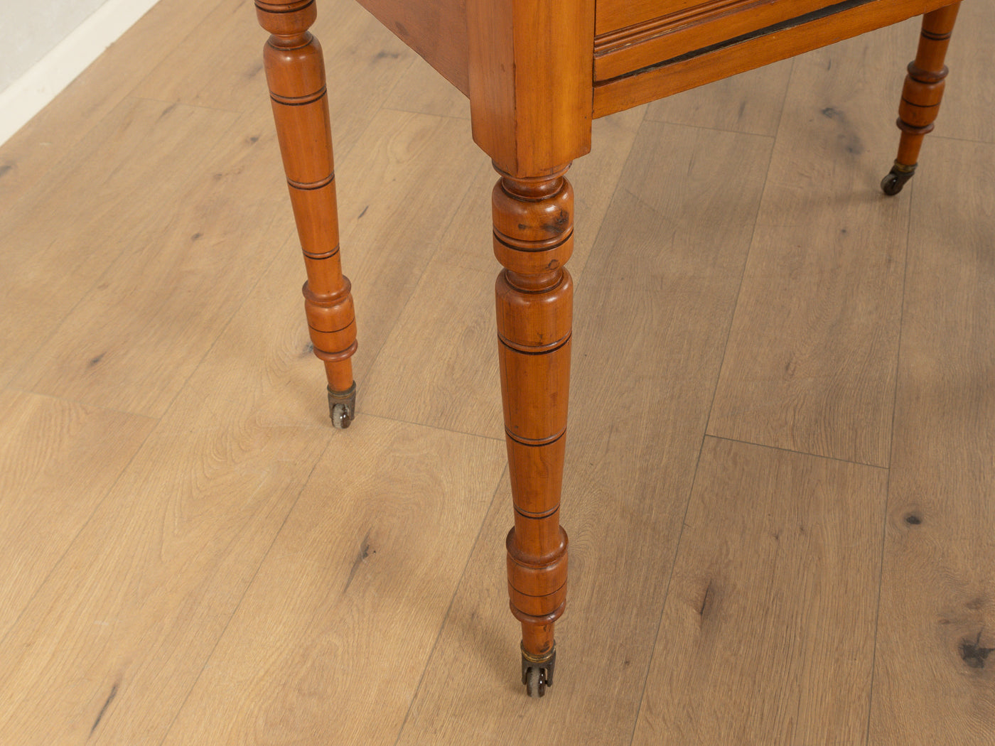 Gründerzeit Schreibtisch