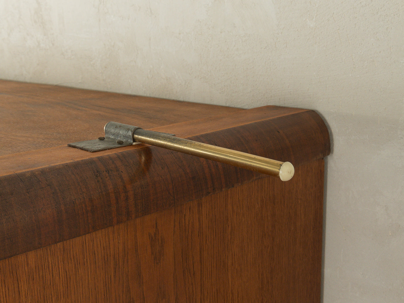 Art déco Kleiderschrank