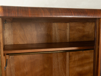 Art déco Kleiderschrank