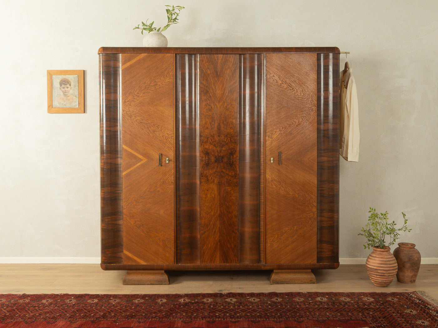 Art déco Kleiderschrank