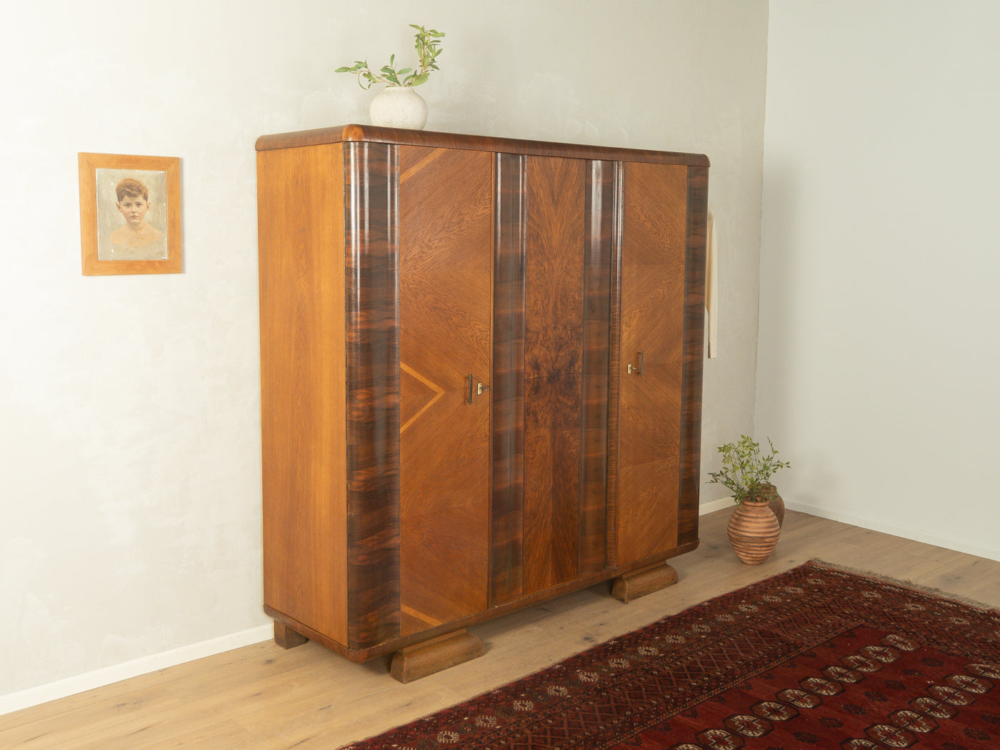 Art déco Kleiderschrank