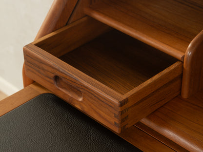 1980er Jahre Sekretär, Dyrlund