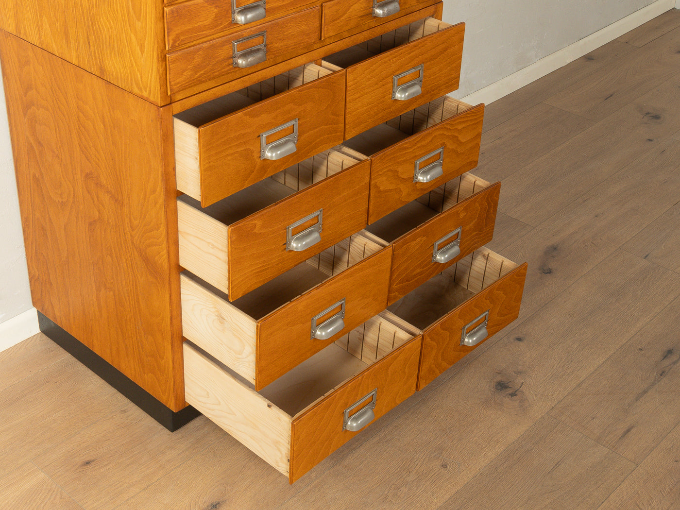 1950er Jahre Schubladenschrank