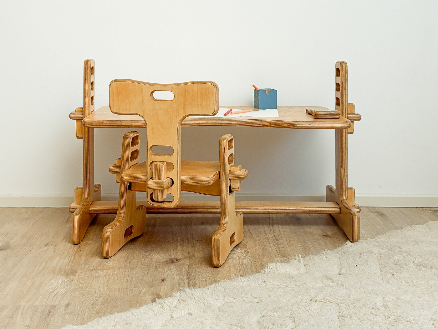 TOBIFANT desk & chair, Luigi Colani, kinderlübke
