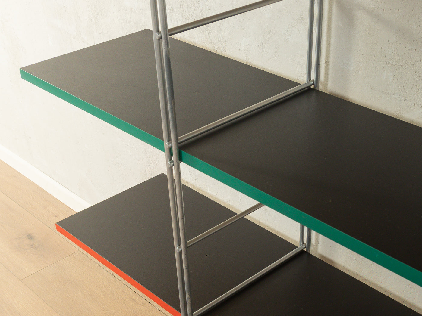 GUIDE Regal, Niels Gammelgaard