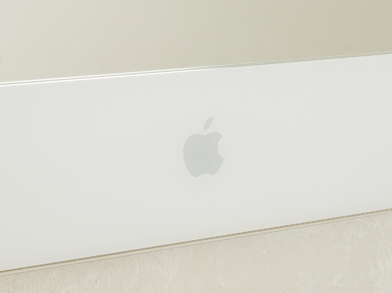 Apple iMac G5 "20 inch" mirror