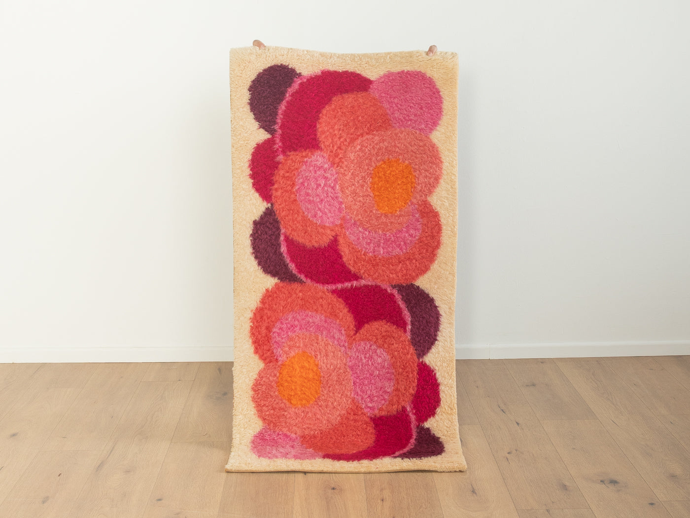 1970er Jahre Menuette Teppich, Desso, 70 x 138