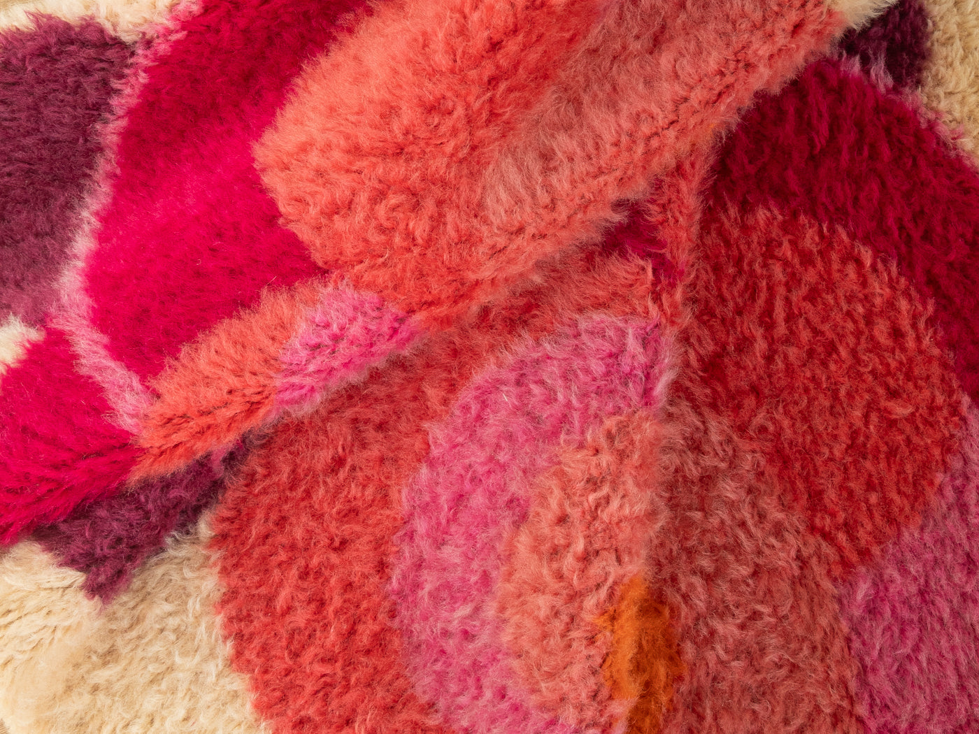 1970er Jahre Menuette Teppich, Desso, 70 x 138