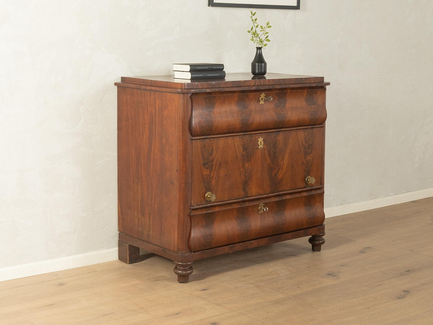 Biedermeier chest of drawers