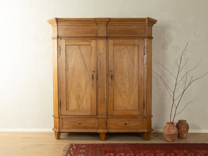 Klassizistischer Kleiderschrank, um 1840