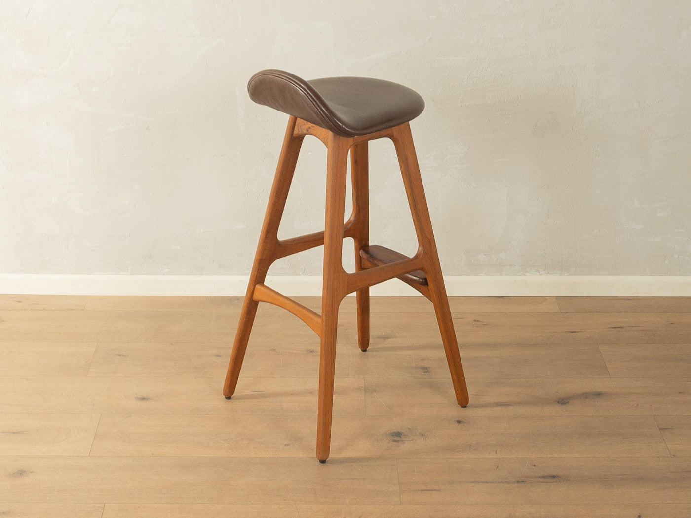 OD61 Barhocker, Erik Buch, Oddense Maskinsnedkeri A/S