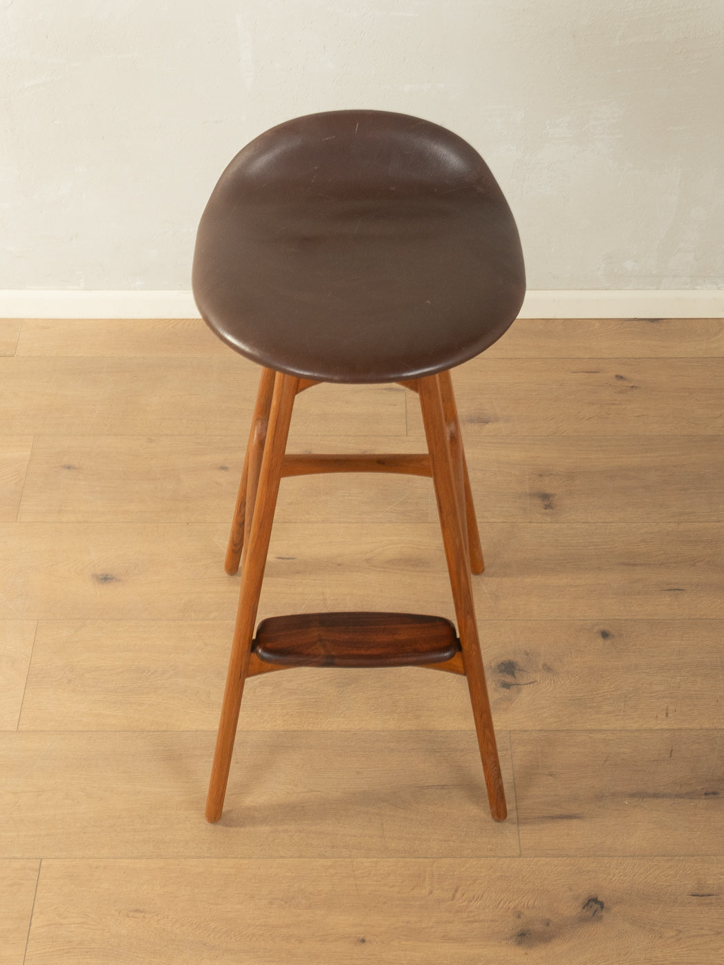 OD61 Barhocker, Erik Buch, Oddense Maskinsnedkeri A/S