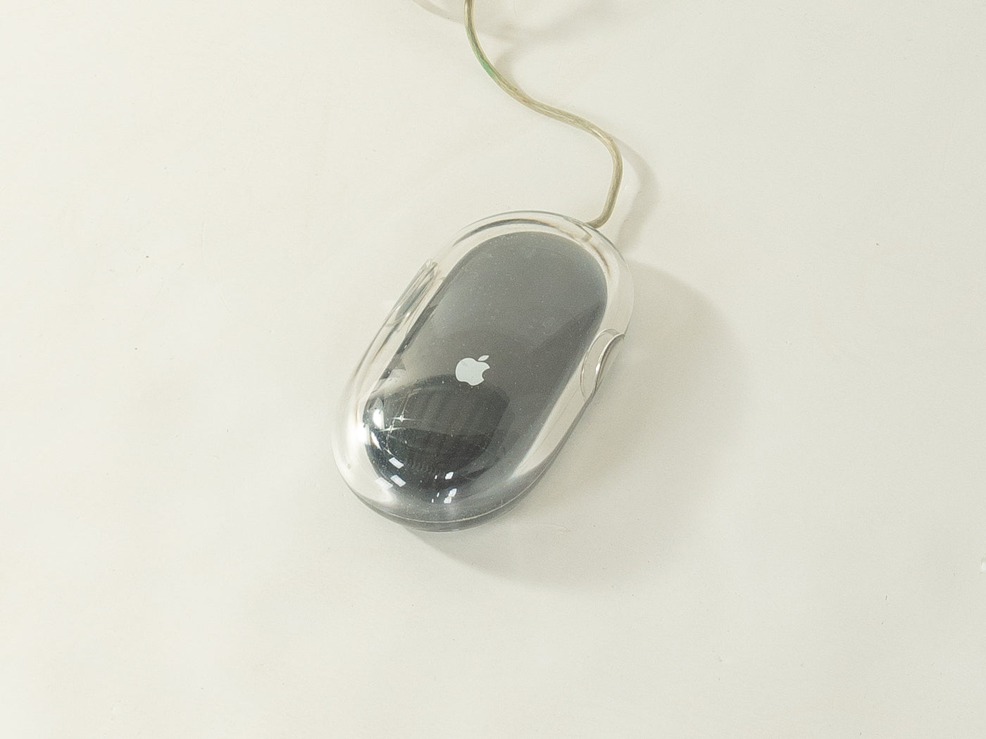 Power Mac G4 Cube & 17'' Studio Display, Apple