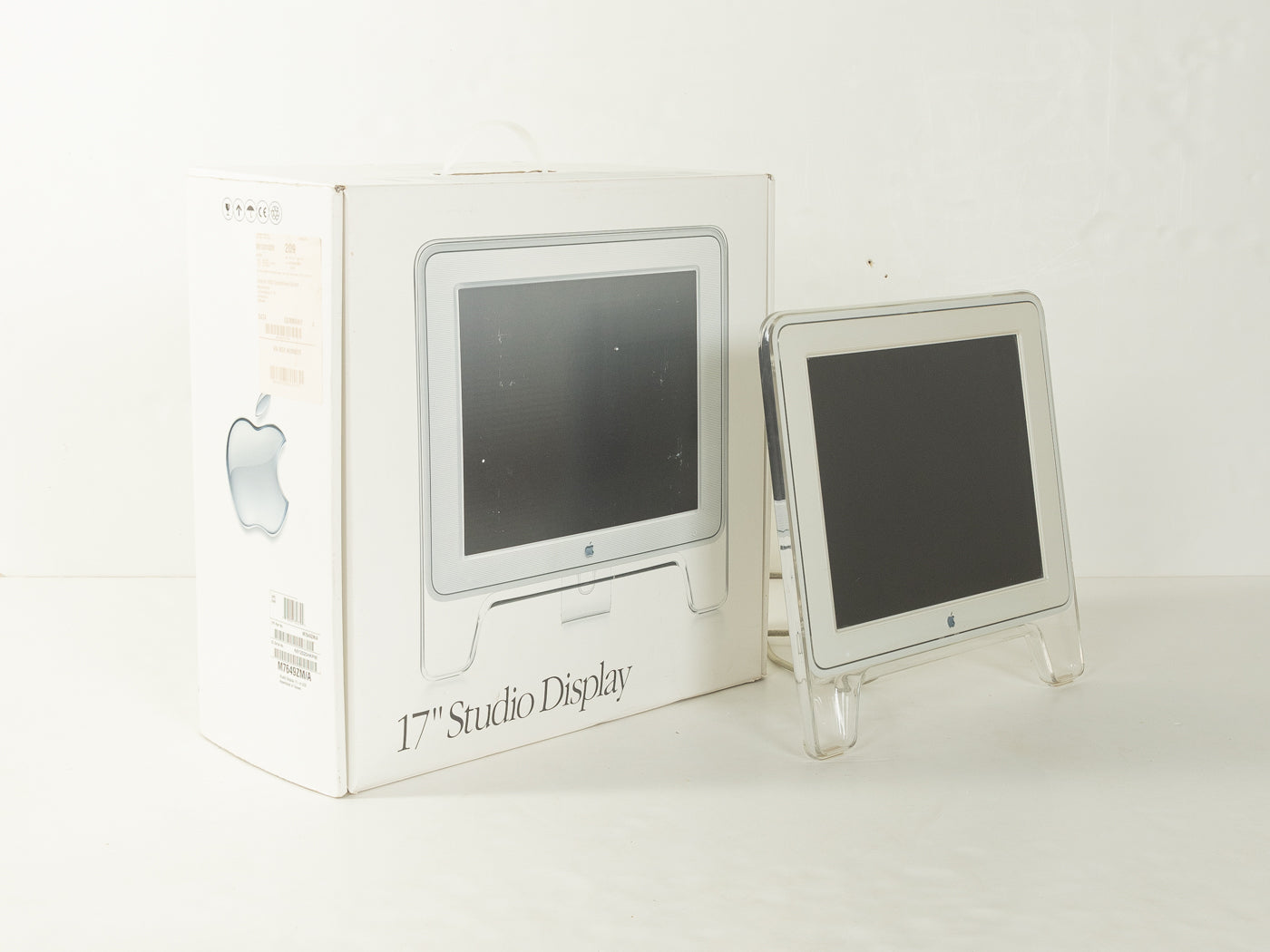 Power Mac G4 Cube & 17'' Studio Display, Apple – MCF Select