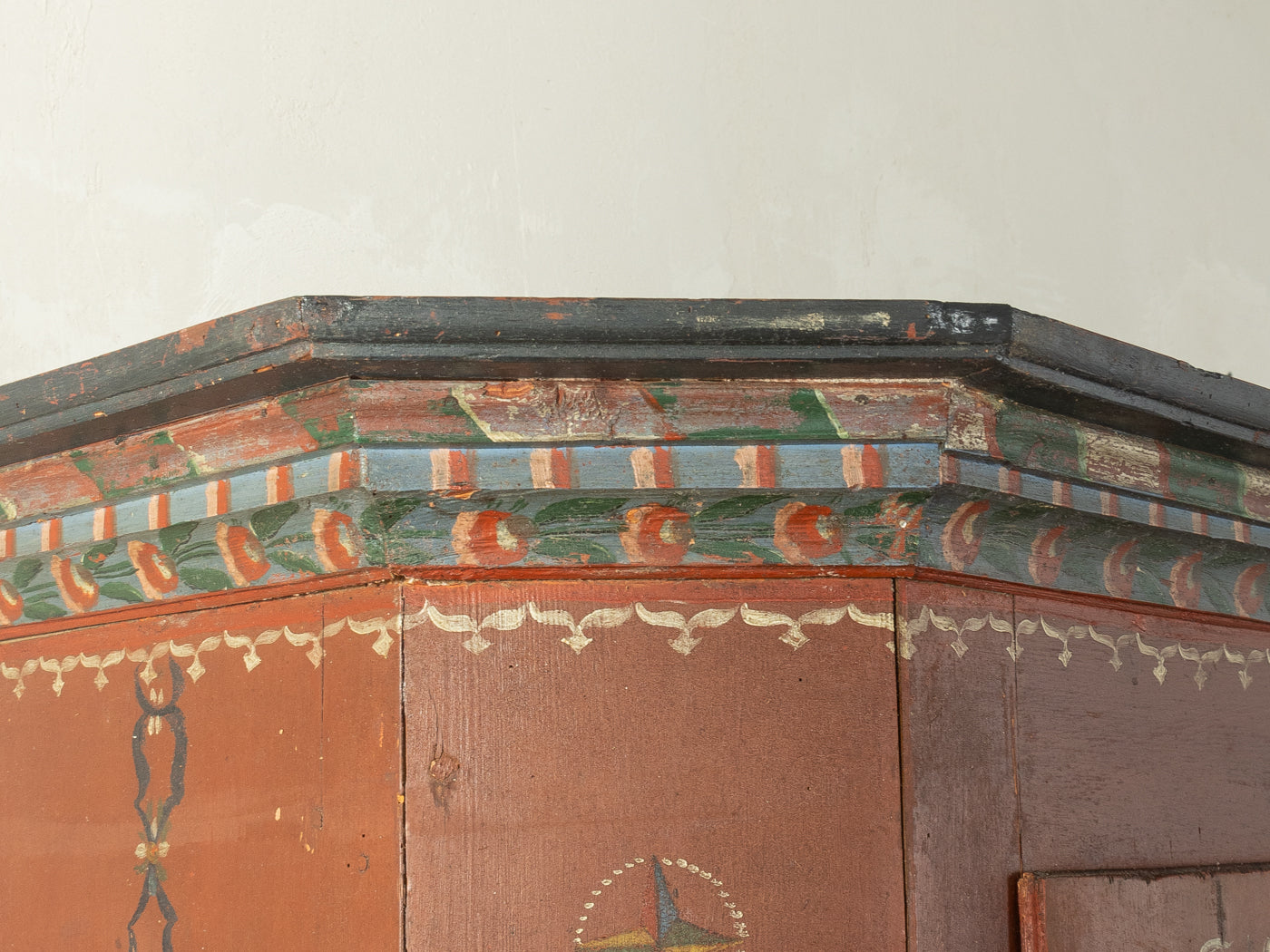 Antiker Bauernschrank