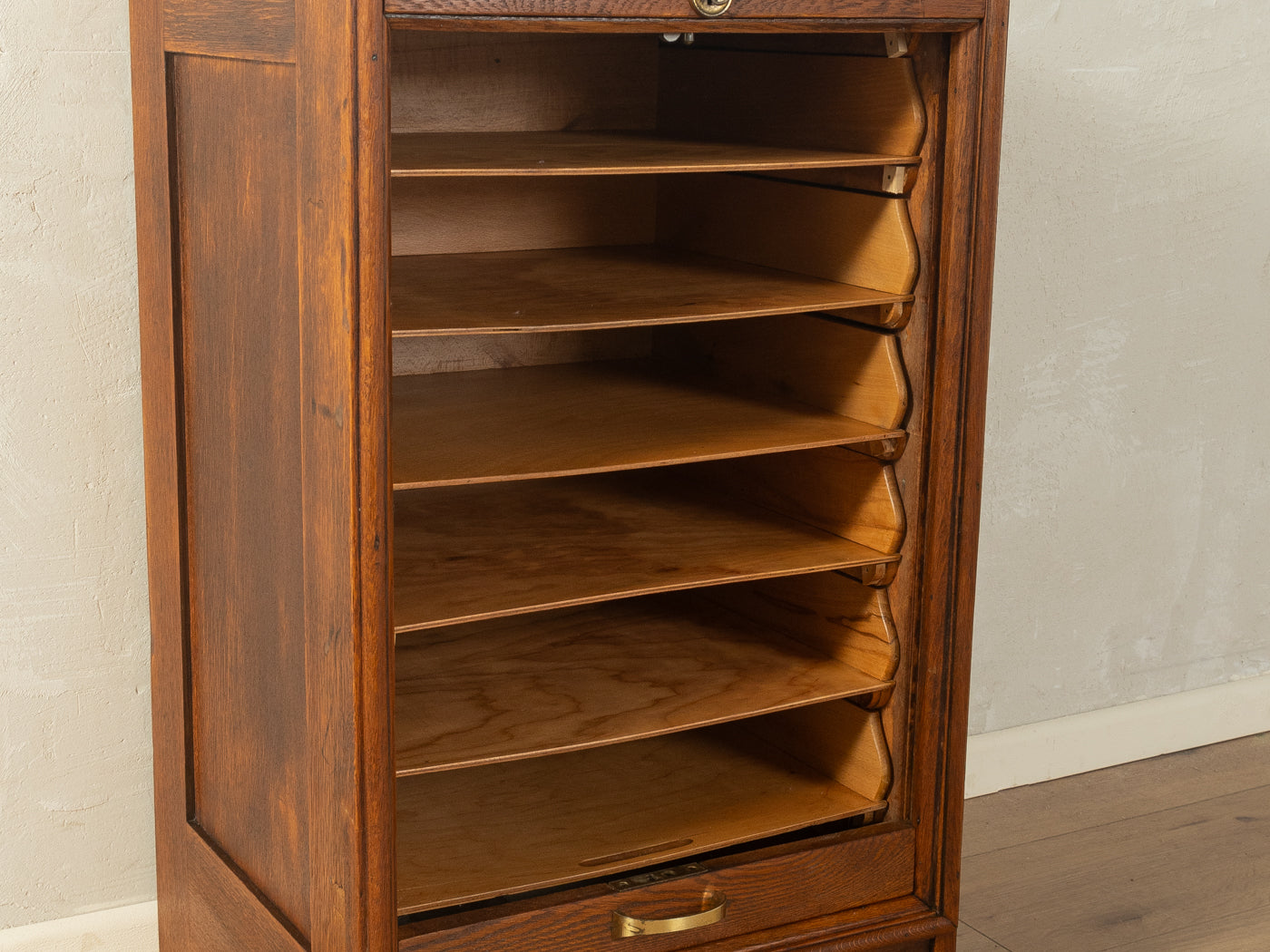 Art déco Rollladenschrank