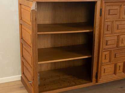 Brutalistisches Sideboard