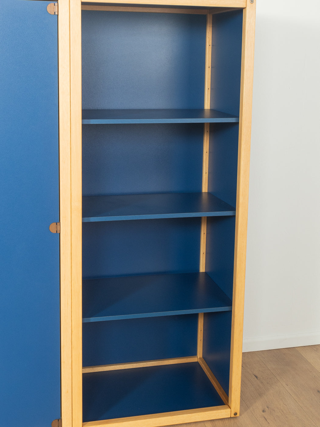 Flötotto Wardrobe