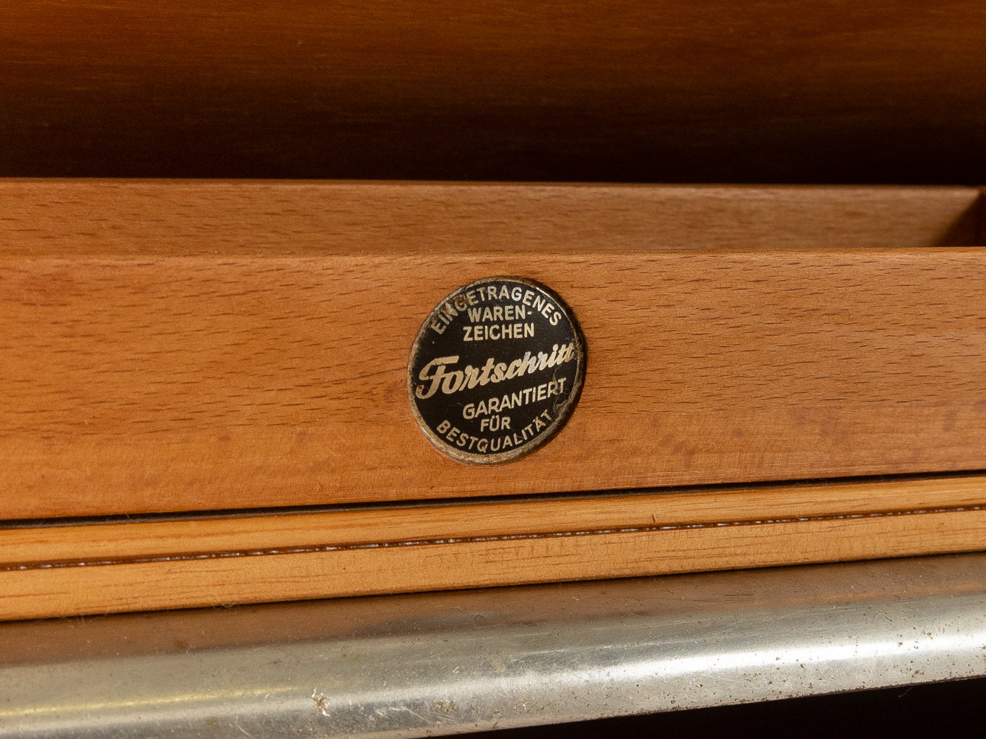 1960er Jahre Rollladenschrank, Fortschritt - Bild 9