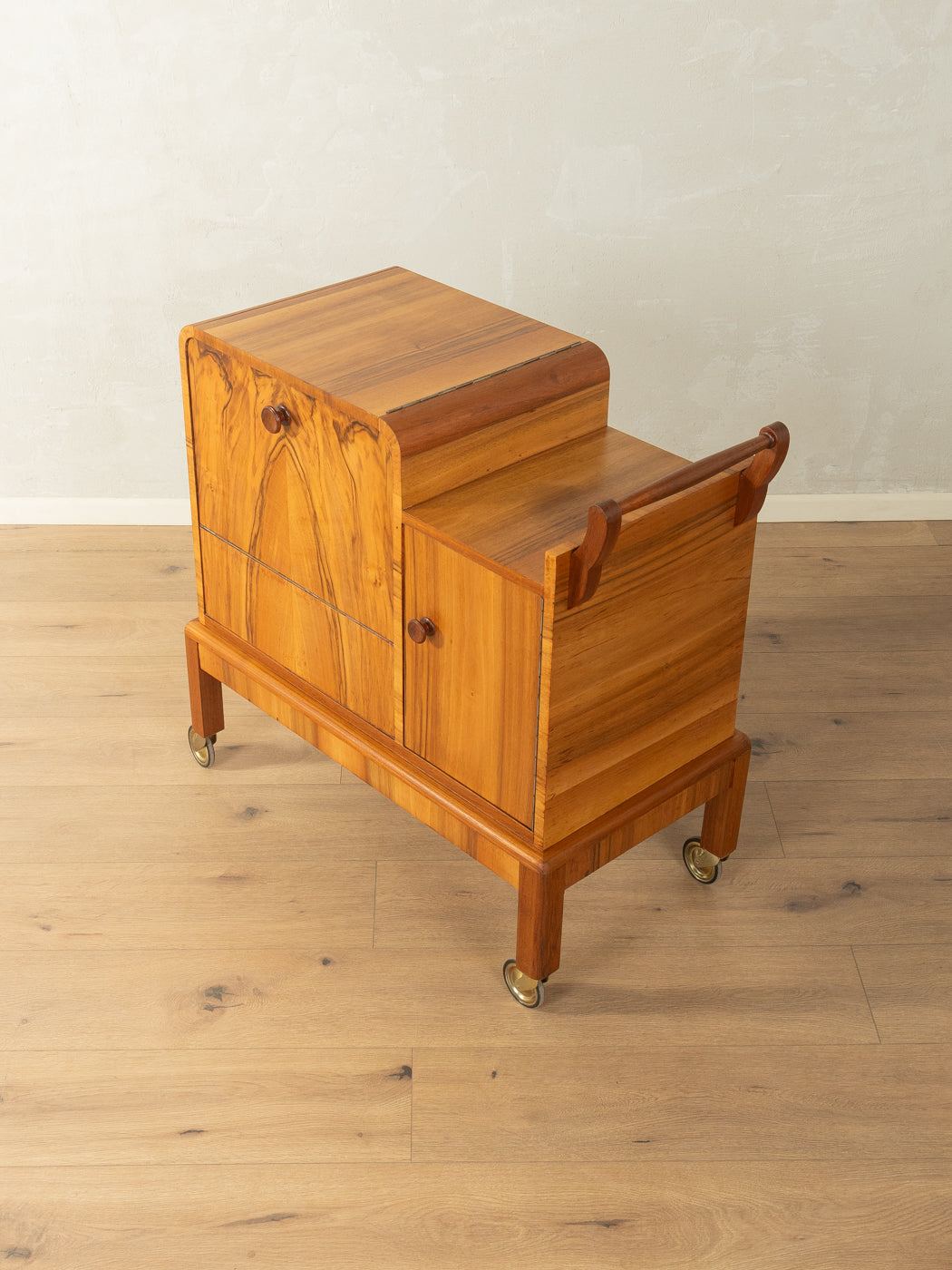 1930s Art Deco bar cabinet