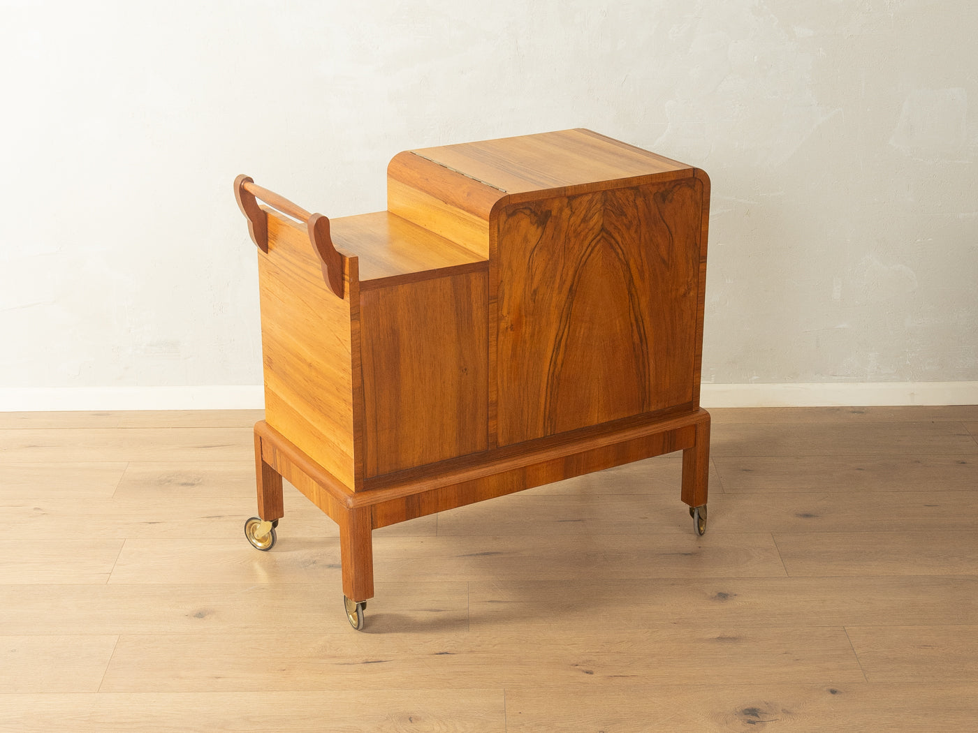 1930er Jahre Art Déco Barschrank