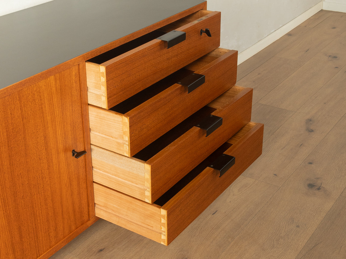 Sideboard, Herbert Hirche für Holzäpfel