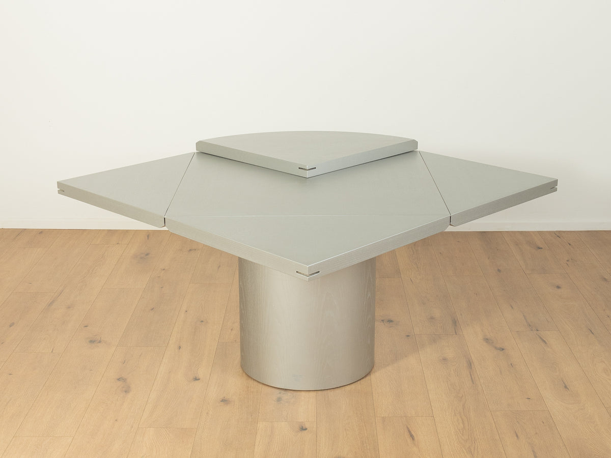 Quadrondo dining table, Erwin Nagel, Rosenthal, Silver