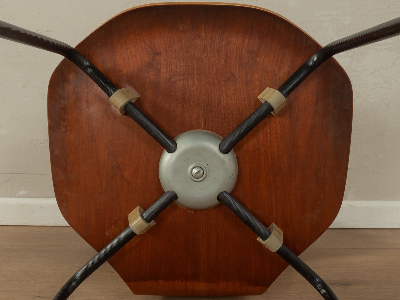 3103 HAMMER CHAIRS, Arne Jacobsen - Mid Century Friends - Vintage - Retro - Mid Century