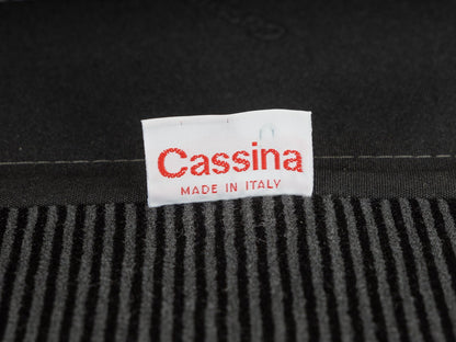 "675 MARALUNGA" Sofa, Vico Magistretti, Cassina - Mid Century Friends - Vintage - Retro - Mid Century