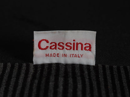"675 MARALUNGA" Sofa, Vico Magistretti, Cassina - Mid Century Friends - Vintage - Retro - Mid Century